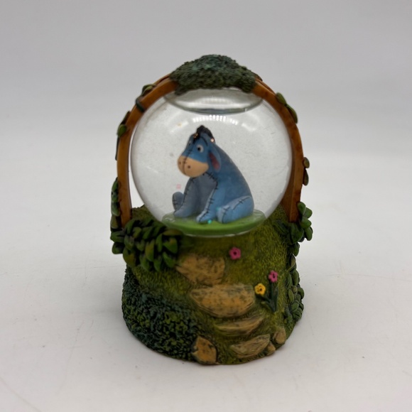 Disney Store Winnie the Pooh and Friends Eeyore Mini Water Snow Globe - Picture 1 of 9